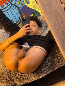 10281098