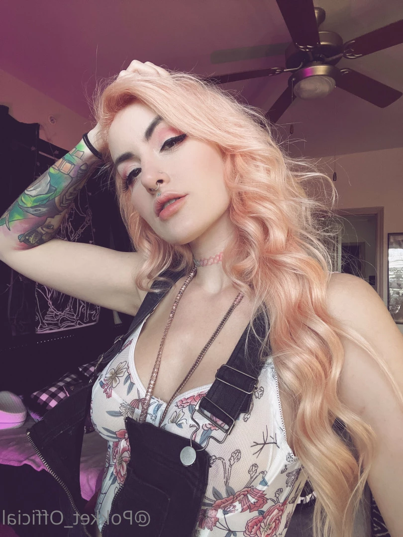 Hillary [ pokket_official ] Onlyfans leaked photo 6261889 on Hotleaks.tv