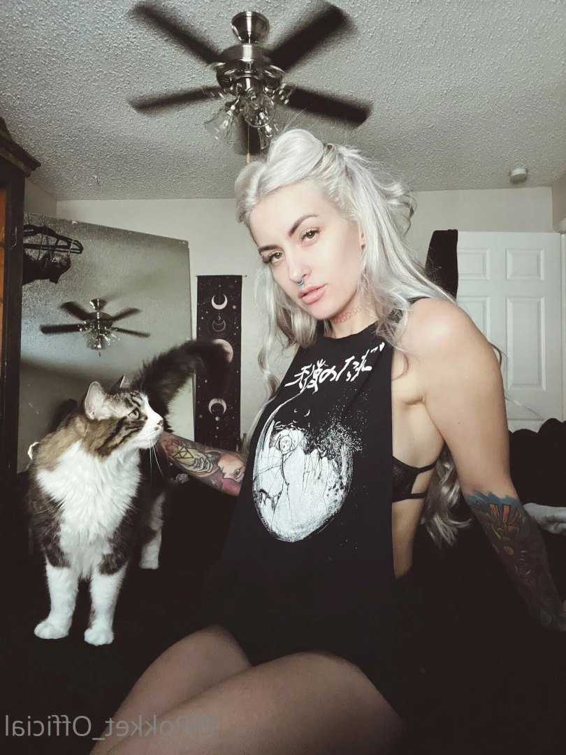Hillary [ pokket_official ] Onlyfans leaked photo 7922225 on Hotleaks.tv