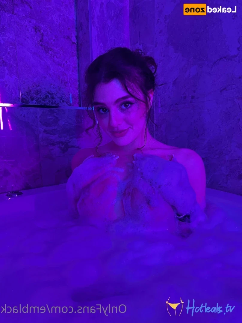 EMILY BLACK [ emblack ] Onlyfans leaked photo 13816145 on Hotleaks.tv