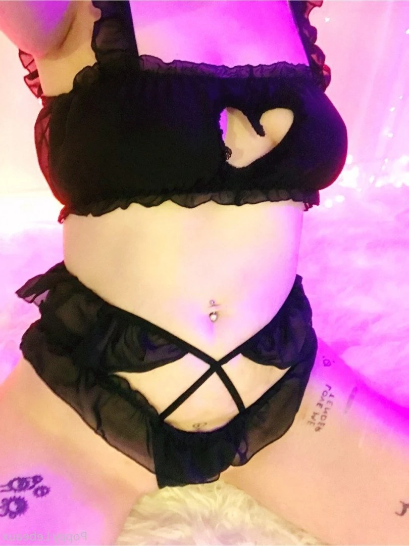 𝕻𝖔𝖕𝖕𝖞 🎀 𝕷𝖊𝖇𝖊𝖆𝖚𝖝 [ poppylebeaux ] Onlyfans leaked photo 2863179 on Hotleaks.tv