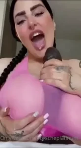 5425627