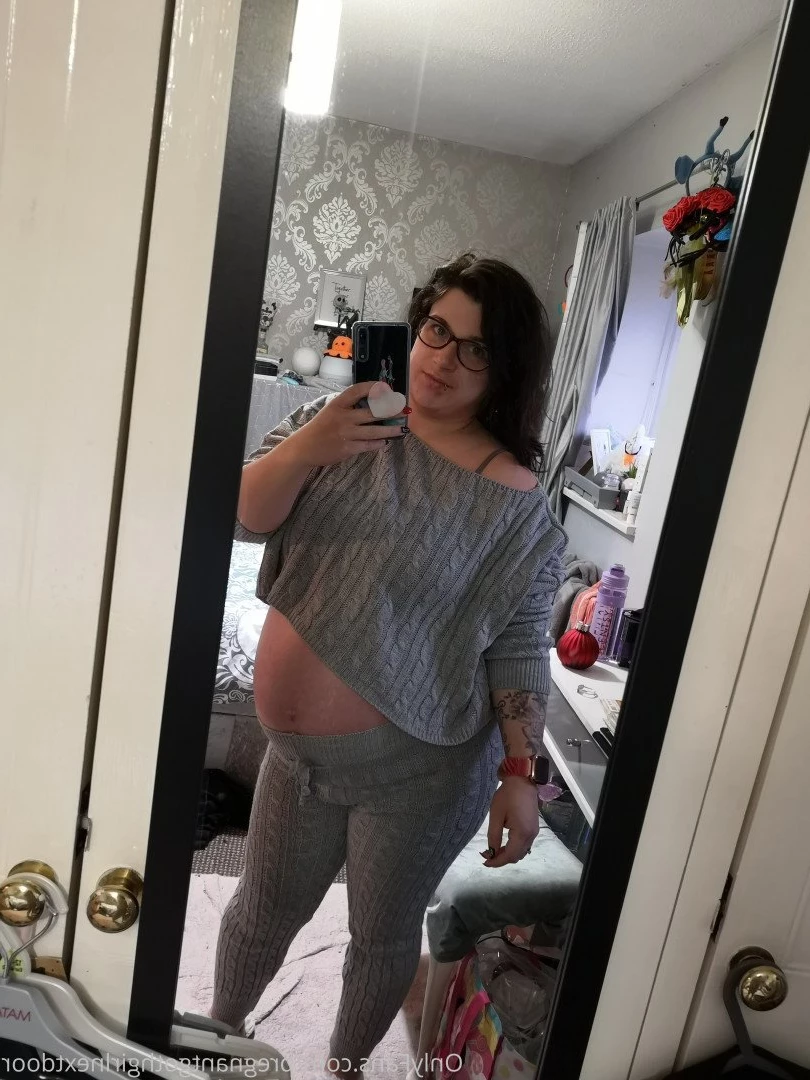 Pregnant Goth Mama [ pregnantgothmama ] Onlyfans leaked photo 2767174 on Hotleaks.tv