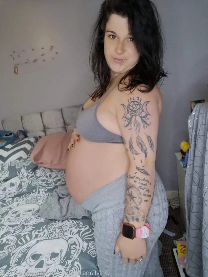 Pregnant Goth Mama [ pregnantgothmama ] Onlyfans leaked photo 2767182 on Hotleaks.tv