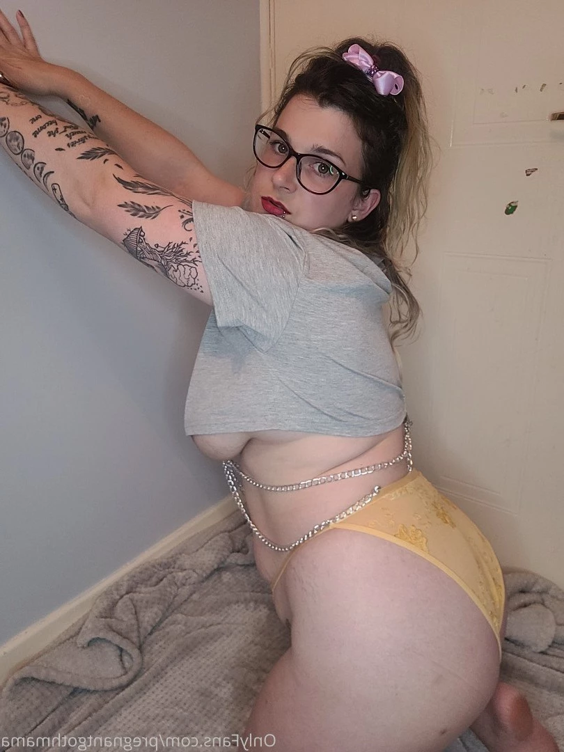 Pregnant Goth Mama [ pregnantgothmama ] Onlyfans leaked photo 2769170 on Hotleaks.tv