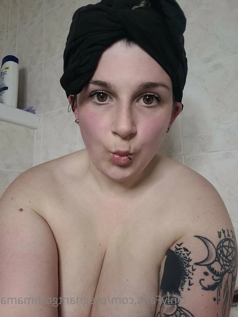 Pregnant Goth Mama [ pregnantgothmama ] Onlyfans leaked photo 2769257 on Hotleaks.tv