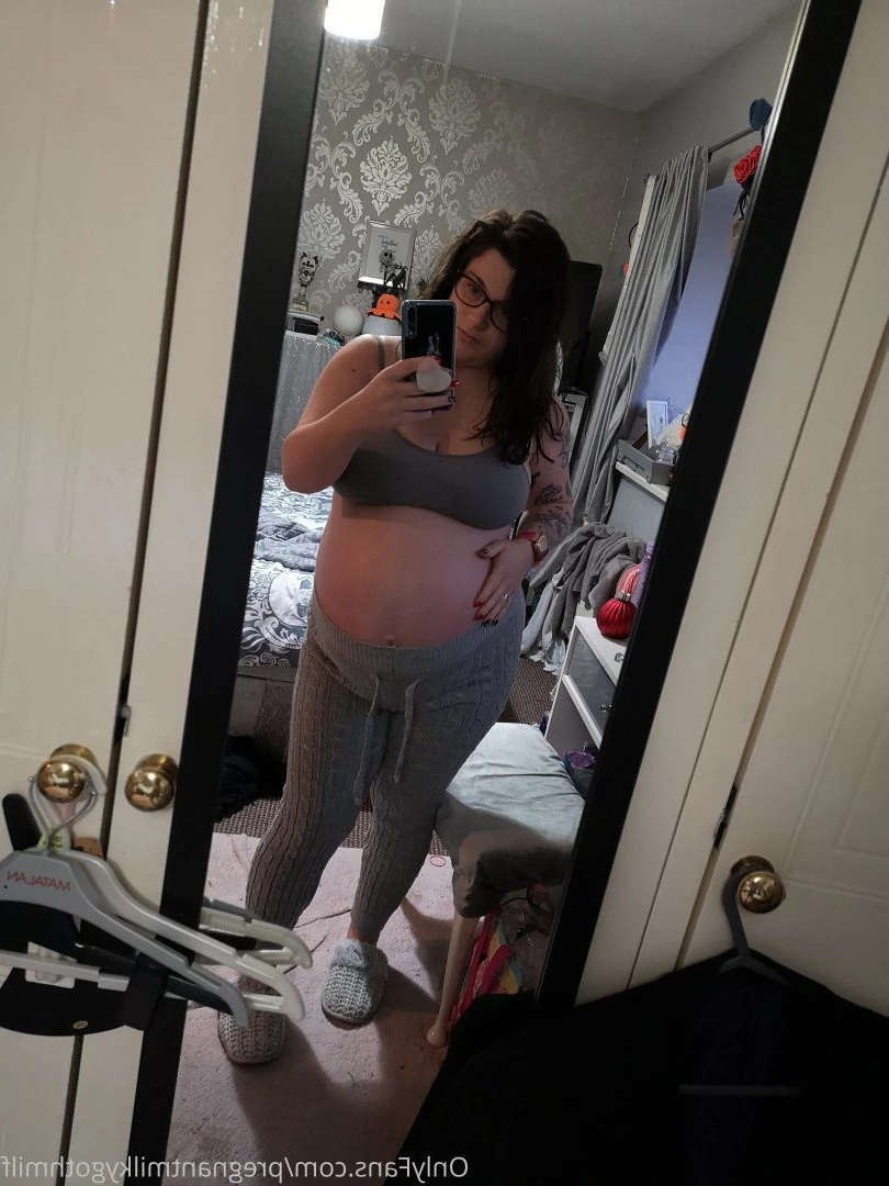 Pregnant Goth Mama [ pregnantgothmama ] Onlyfans leaked photo 2772530 on Hotleaks.tv