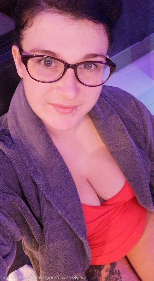 Pregnant Goth Mama [ pregnantgothmama ] Onlyfans leaked photo 2773053 on Hotleaks.tv