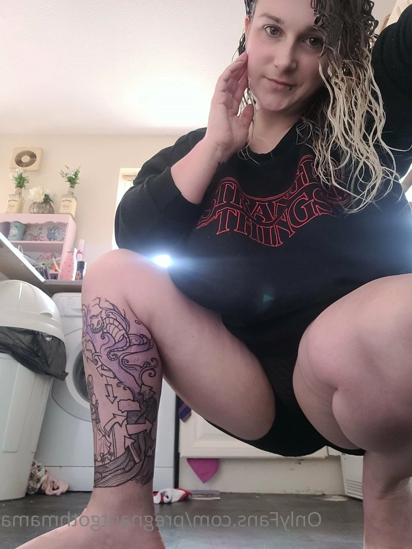 Pregnant Goth Mama [ pregnantgothmama ] Onlyfans leaked photo 2773400 on Hotleaks.tv