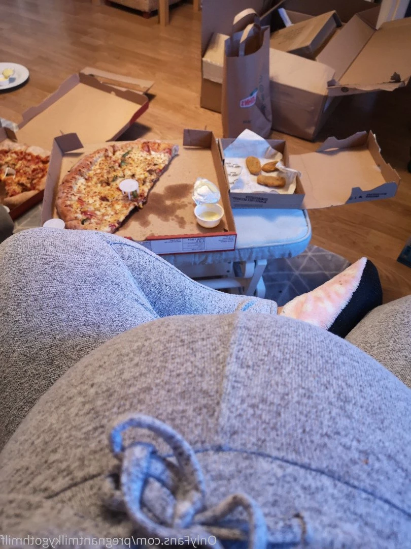 Pregnant Goth Mama [ pregnantgothmama ] Onlyfans leaked photo 2775604 on Hotleaks.tv
