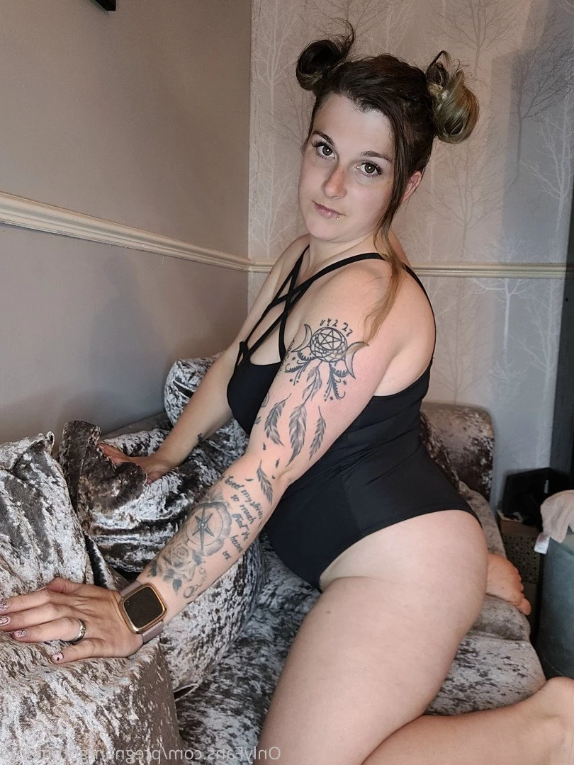 Pregnant Goth Mama [ pregnantgothmama ] Onlyfans leaked photo 2776621 on Hotleaks.tv