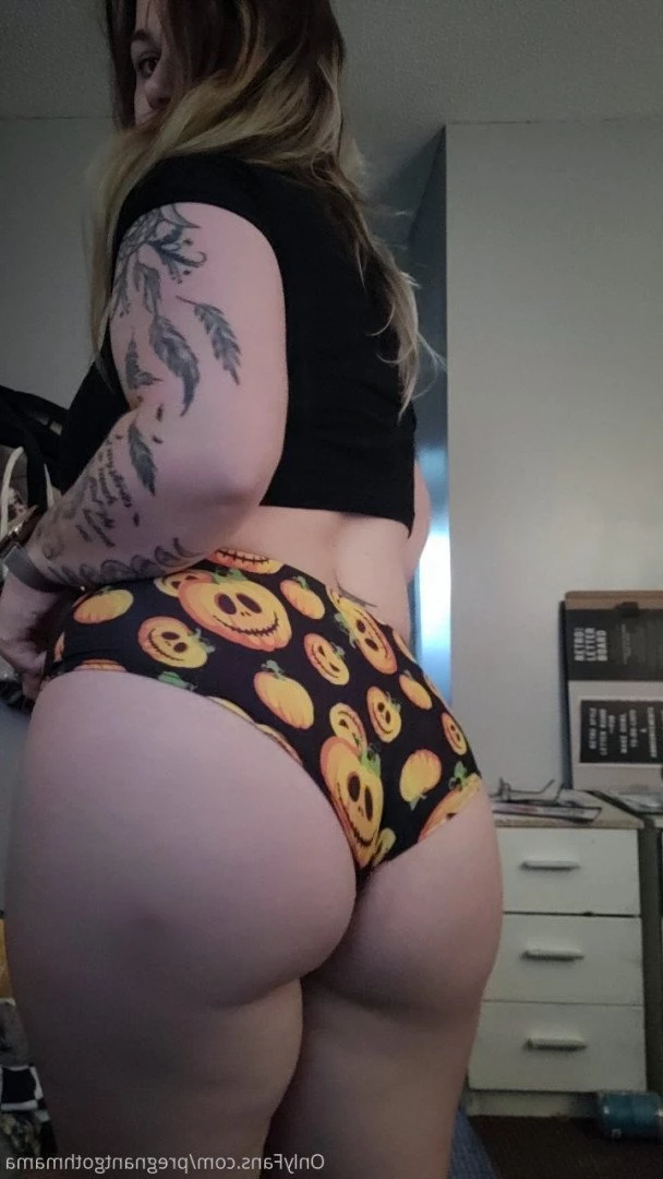 Pregnant Goth Mama [ pregnantgothmama ] Onlyfans leaked photo 2776927 on Hotleaks.tv