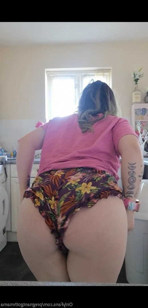 Pregnant Goth Mama [ pregnantgothmama ] Onlyfans leaked photo 2777021 on Hotleaks.tv