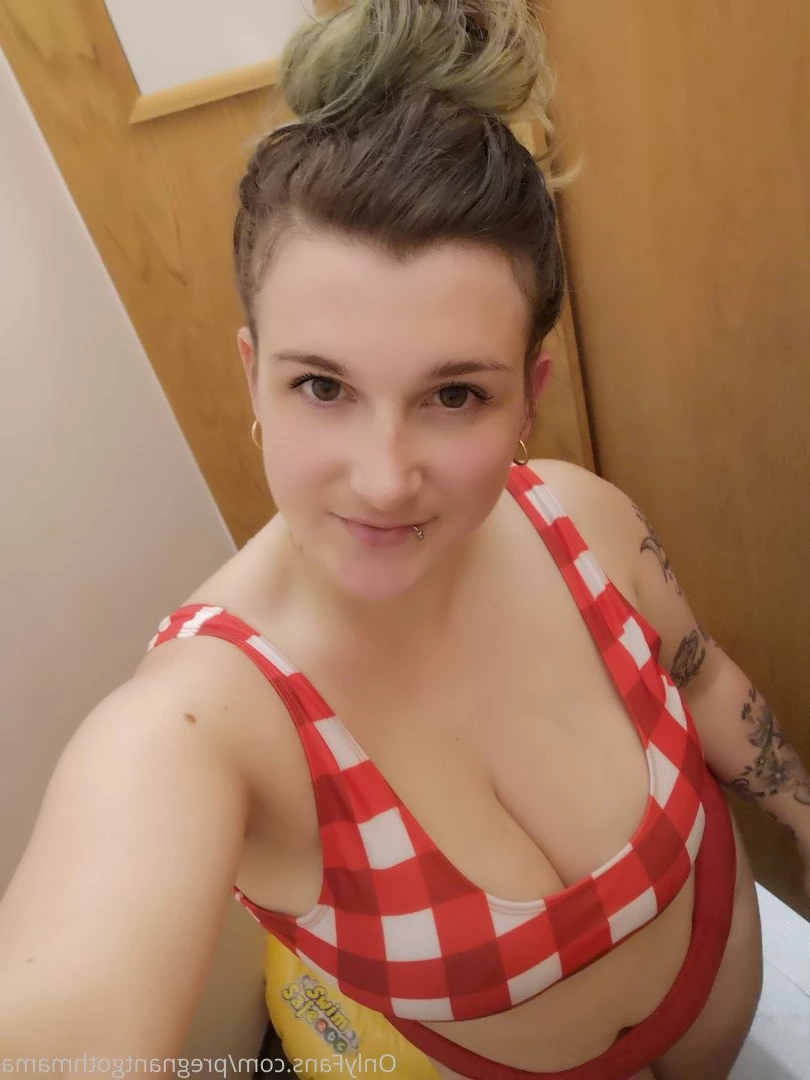 Pregnant Goth Mama [ pregnantgothmama ] Onlyfans leaked photo 2777280 on Hotleaks.tv