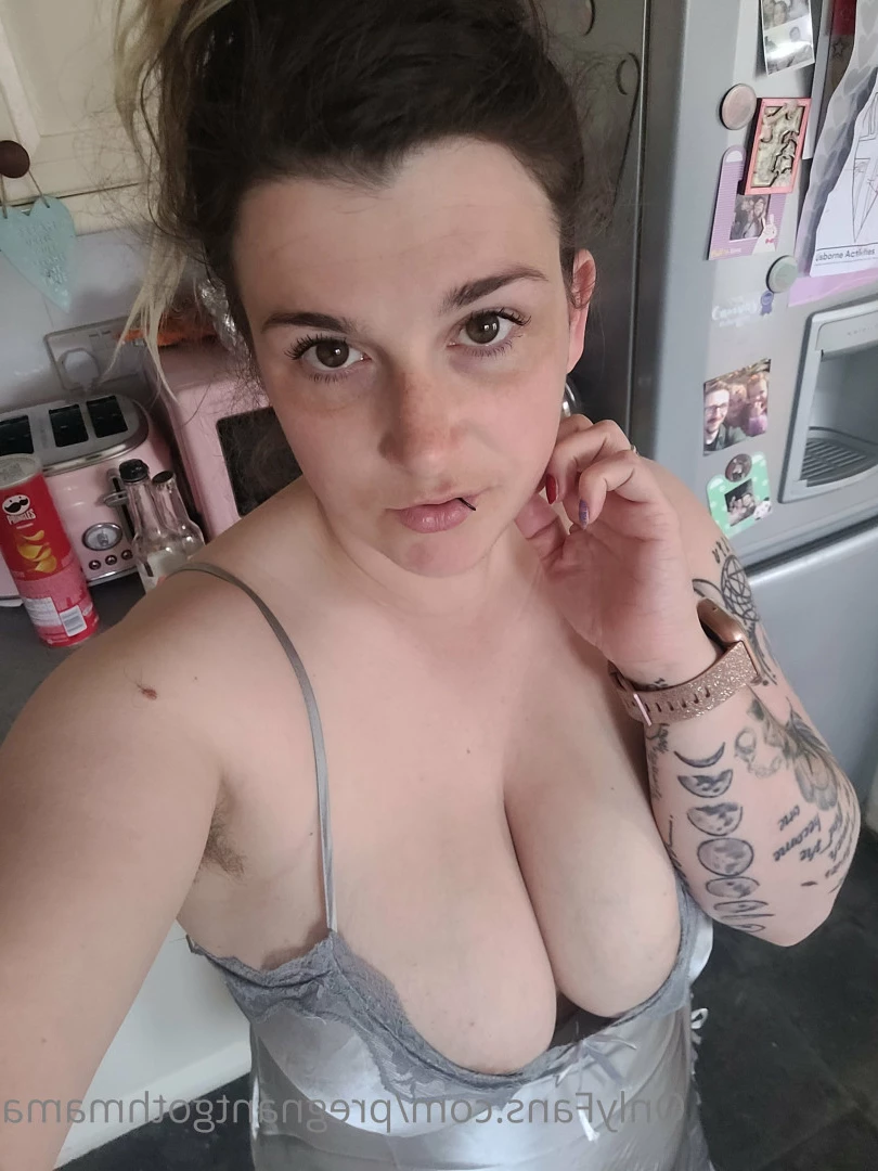 Pregnant Goth Mama [ pregnantgothmama ] Onlyfans leaked photo 7905199 on Hotleaks.tv