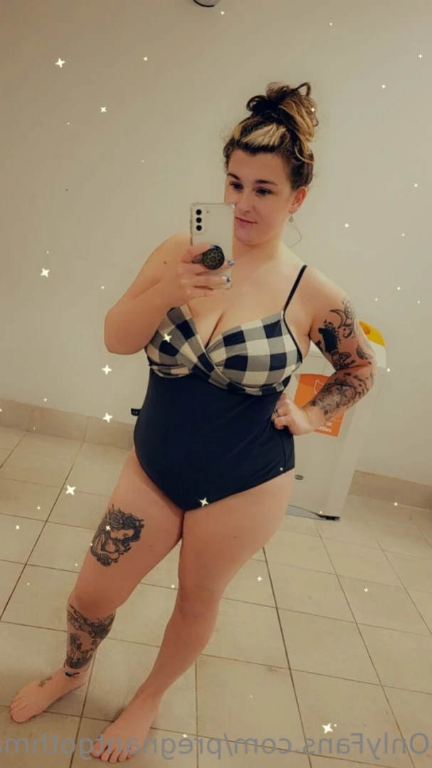 Pregnant Goth Mama [ pregnantgothmama ] Onlyfans leaked photo 10911981 on Hotleaks.tv