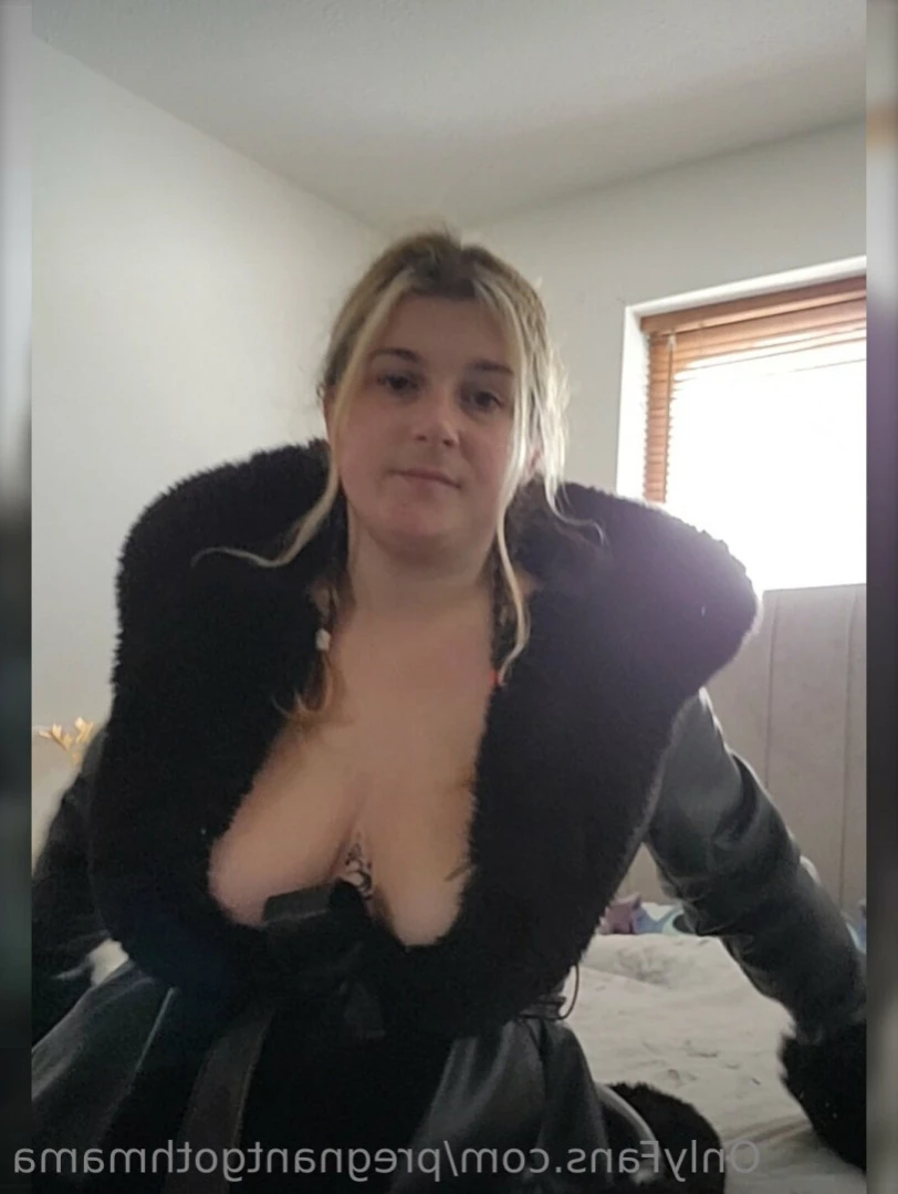 Pregnant Goth Mama [ pregnantgothmama ] Onlyfans leaked photo 12580608 on Hotleaks.tv