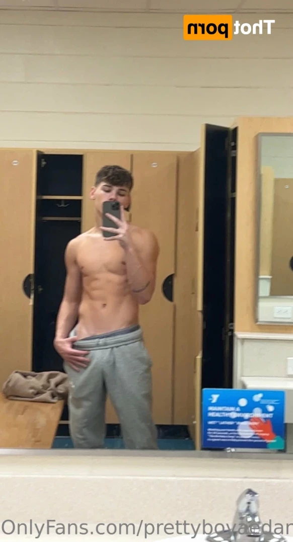 prettyboyaedan Onlyfans leaked photo 12579687 on Hotleaks.tv