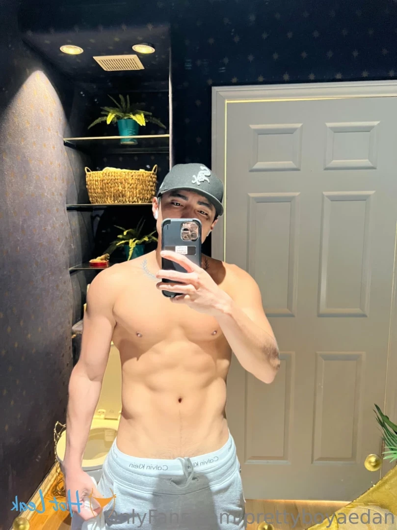 prettyboyaedan Onlyfans leaked photo 13242284 on Hotleaks.tv