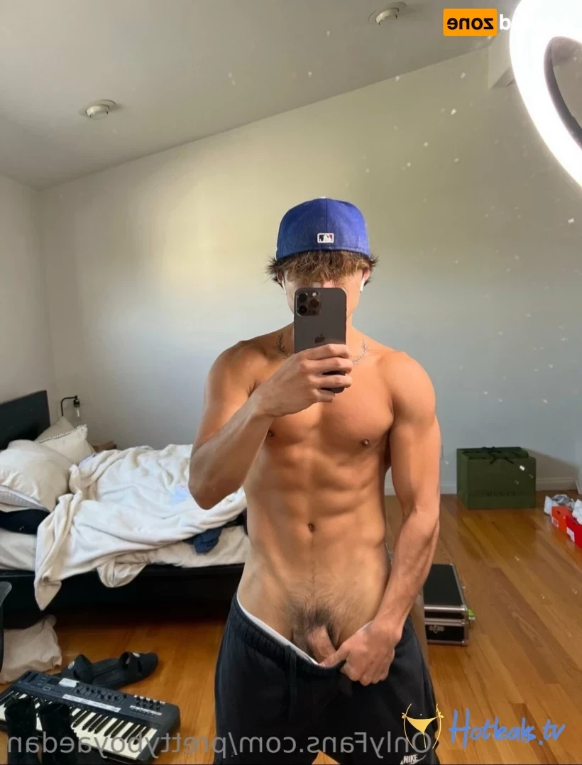 prettyboyaedan Onlyfans leaked photo 16001755 on Hotleaks.tv