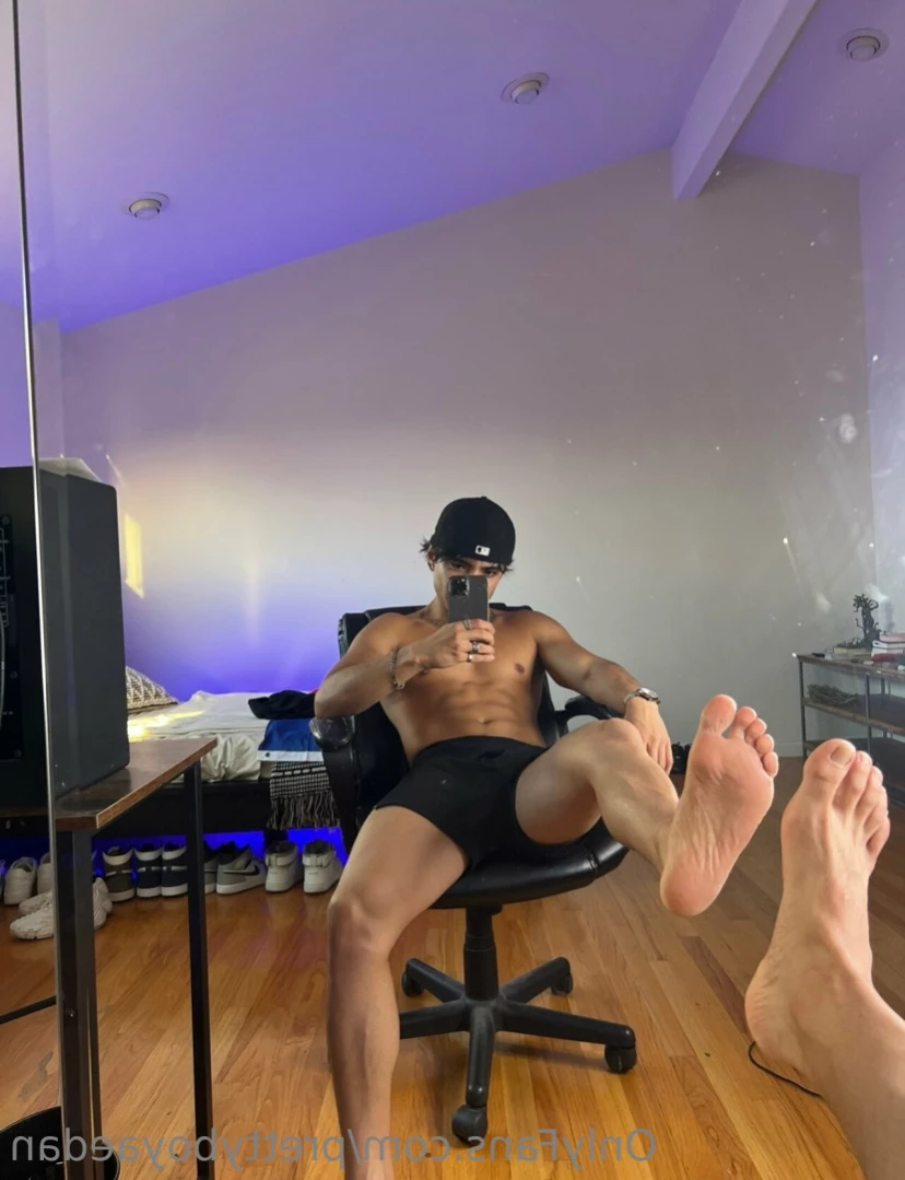 prettyboyaedan Onlyfans leaked photo 16328607 on Hotleaks.tv