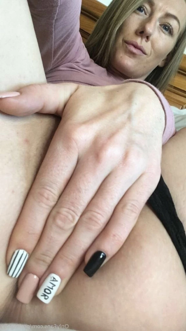 𝙋𝙊𝙇𝙇𝙔 𝙆𝙀𝙉𝘿𝘼𝙇𝙇 🍒 [ prettypolly ] Onlyfans leaked photo 12574017 on Hotleaks.tv