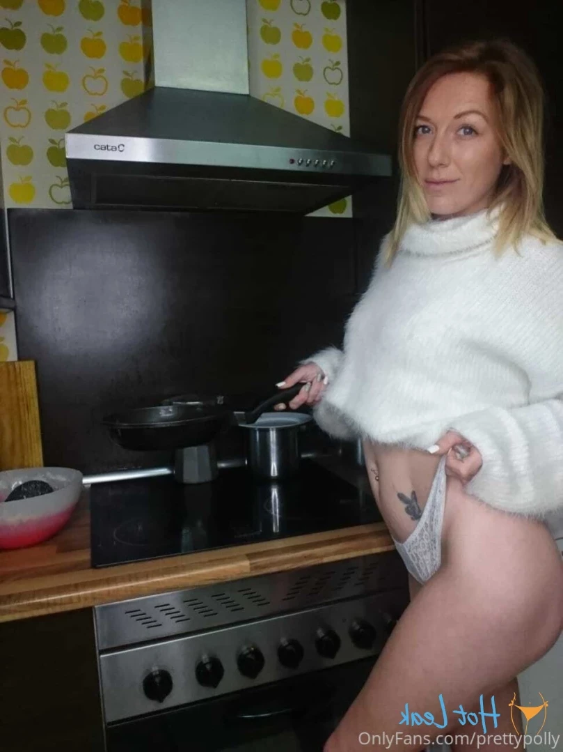 𝙋𝙊𝙇𝙇𝙔 𝙆𝙀𝙉𝘿𝘼𝙇𝙇 🍒 [ prettypolly ] Onlyfans leaked photo 12574354 on Hotleaks.tv
