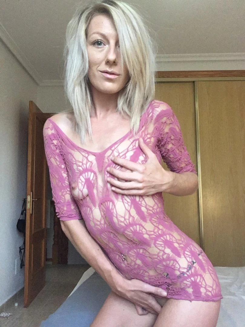 𝙋𝙊𝙇𝙇𝙔 𝙆𝙀𝙉𝘿𝘼𝙇𝙇 🍒 [ prettypolly ] Onlyfans leaked photo 12579455 on Hotleaks.tv