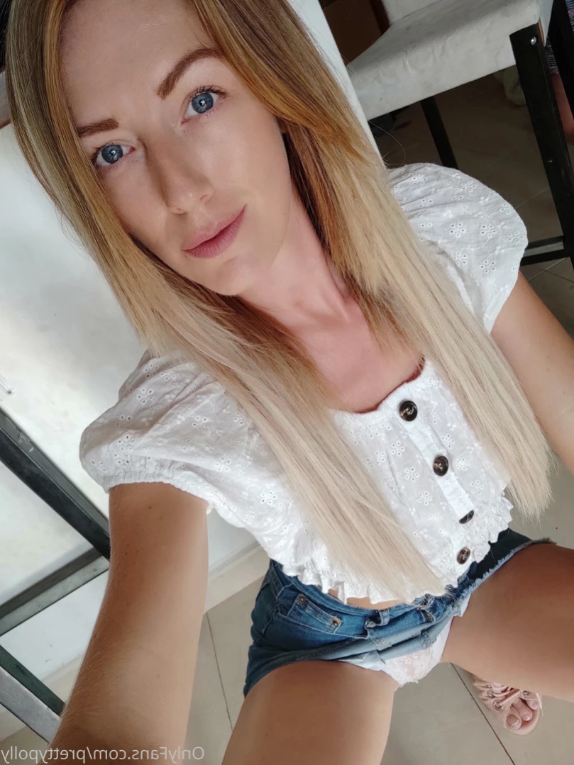 𝙋𝙊𝙇𝙇𝙔 𝙆𝙀𝙉𝘿𝘼𝙇𝙇 🍒 [ prettypolly ] Onlyfans leaked photo 12579504 on Hotleaks.tv