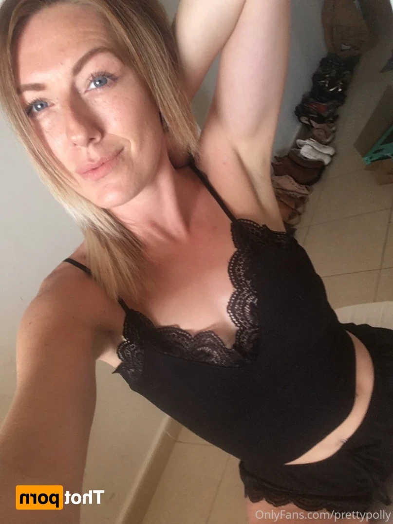 𝙋𝙊𝙇𝙇𝙔 𝙆𝙀𝙉𝘿𝘼𝙇𝙇 🍒 [ prettypolly ] Onlyfans leaked photo 13640443 on Hotleaks.tv