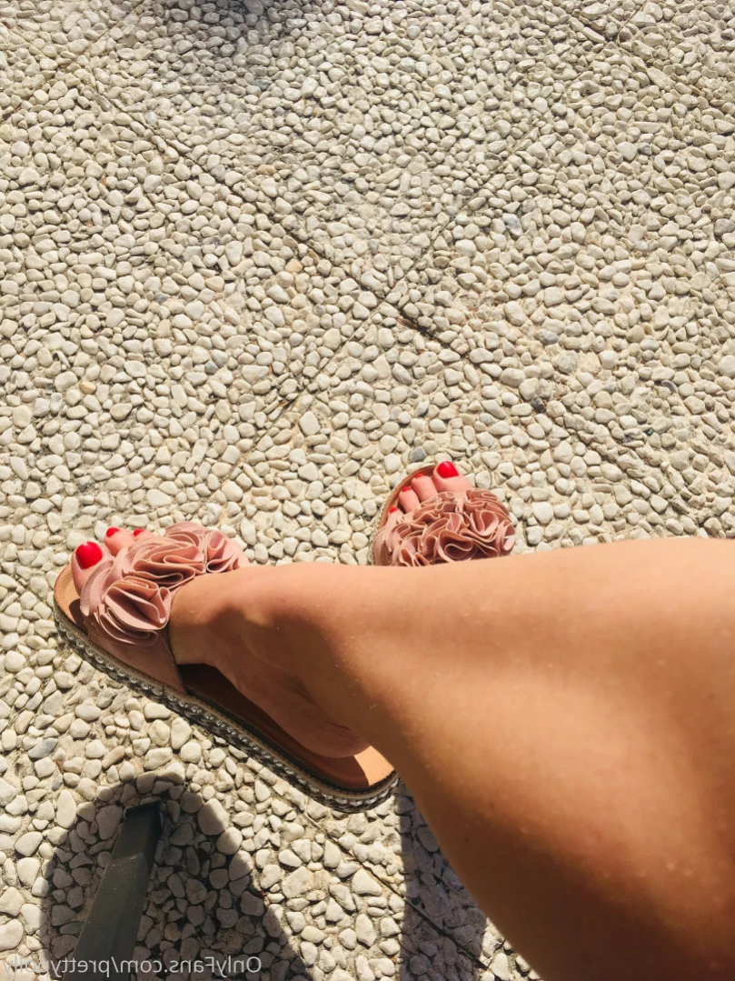 𝙋𝙊𝙇𝙇𝙔 𝙆𝙀𝙉𝘿𝘼𝙇𝙇 🍒 [ prettypolly ] Onlyfans leaked photo 14162732 on Hotleaks.tv