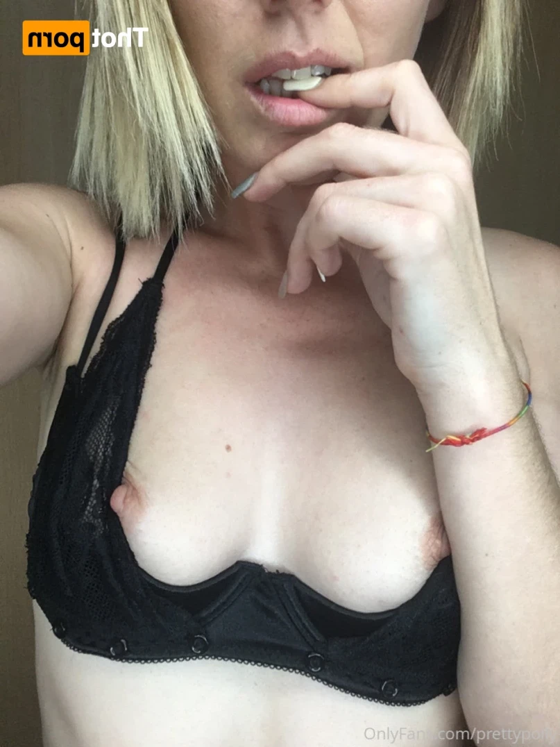 𝙋𝙊𝙇𝙇𝙔 𝙆𝙀𝙉𝘿𝘼𝙇𝙇 🍒 [ prettypolly ] Onlyfans leaked photo 14292637 on Hotleaks.tv