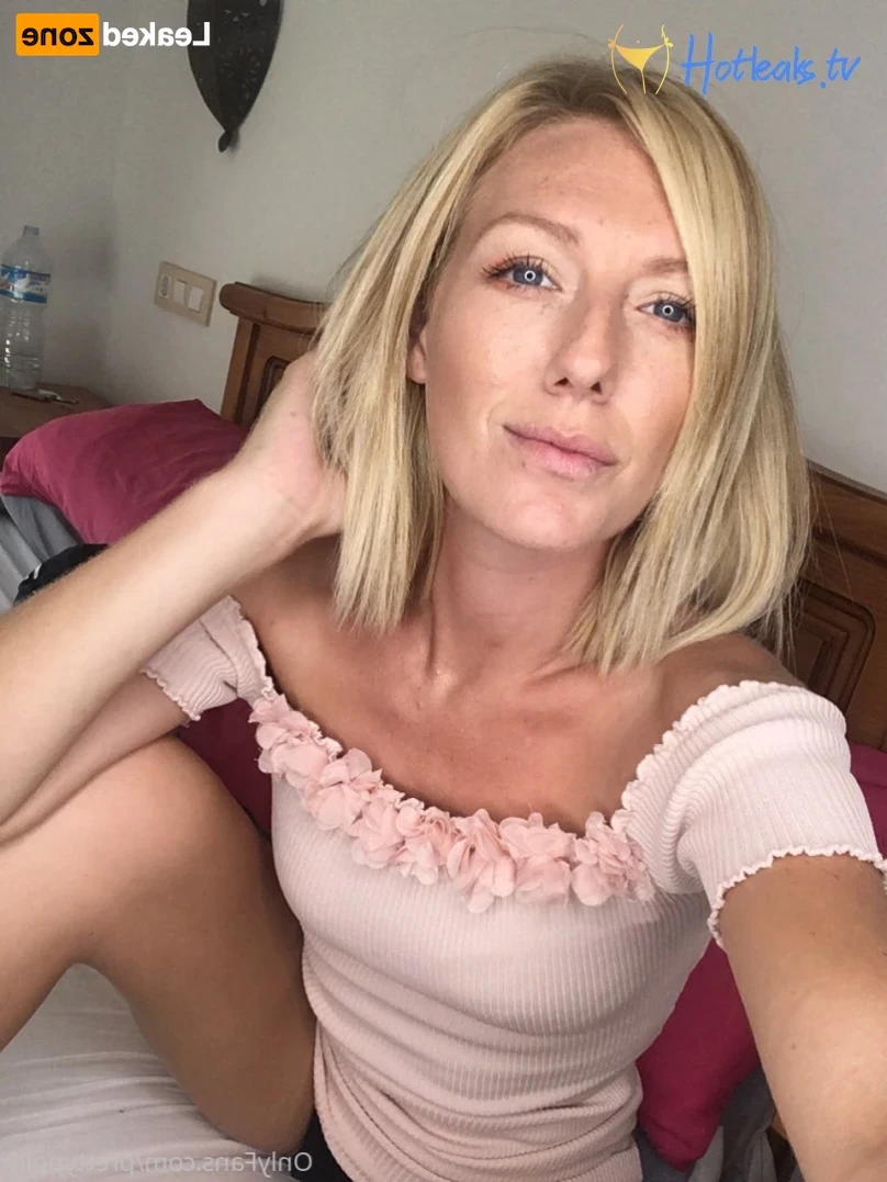 𝙋𝙊𝙇𝙇𝙔 𝙆𝙀𝙉𝘿𝘼𝙇𝙇 🍒 [ prettypolly ] Onlyfans leaked photo 15112475 on Hotleaks.tv