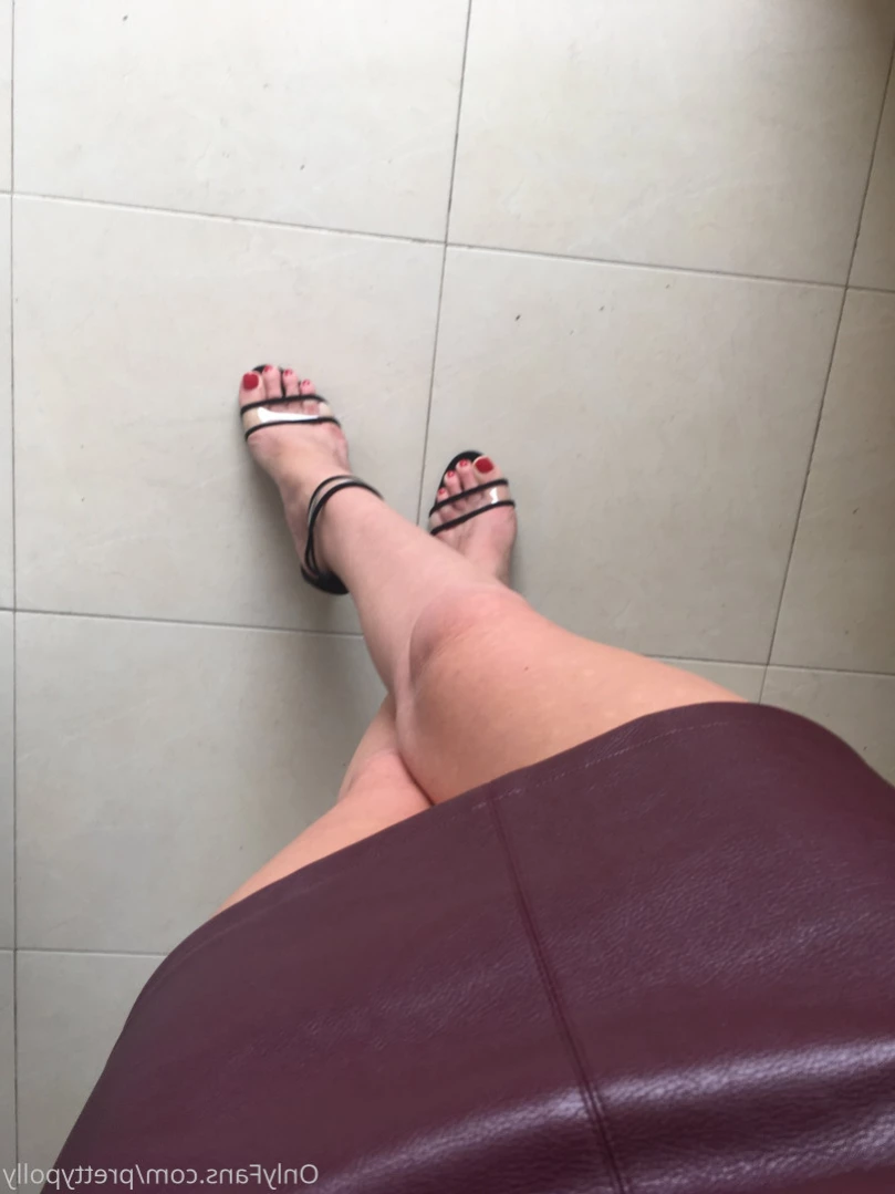 𝙋𝙊𝙇𝙇𝙔 𝙆𝙀𝙉𝘿𝘼𝙇𝙇 🍒 [ prettypolly ] Onlyfans leaked photo 15306023 on Hotleaks.tv