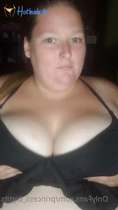 Princess Big Tits 👸 [ princess_bigtits ] Onlyfans leaked video 4928639 on Hotleaks.tv