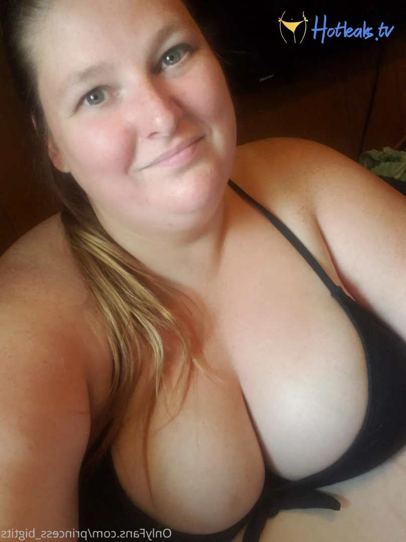 Princess Big Tits 👸 [ princess_bigtits ] Onlyfans leaked photo 5759655 on  Hotleaks.tv