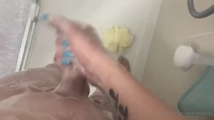 14689046