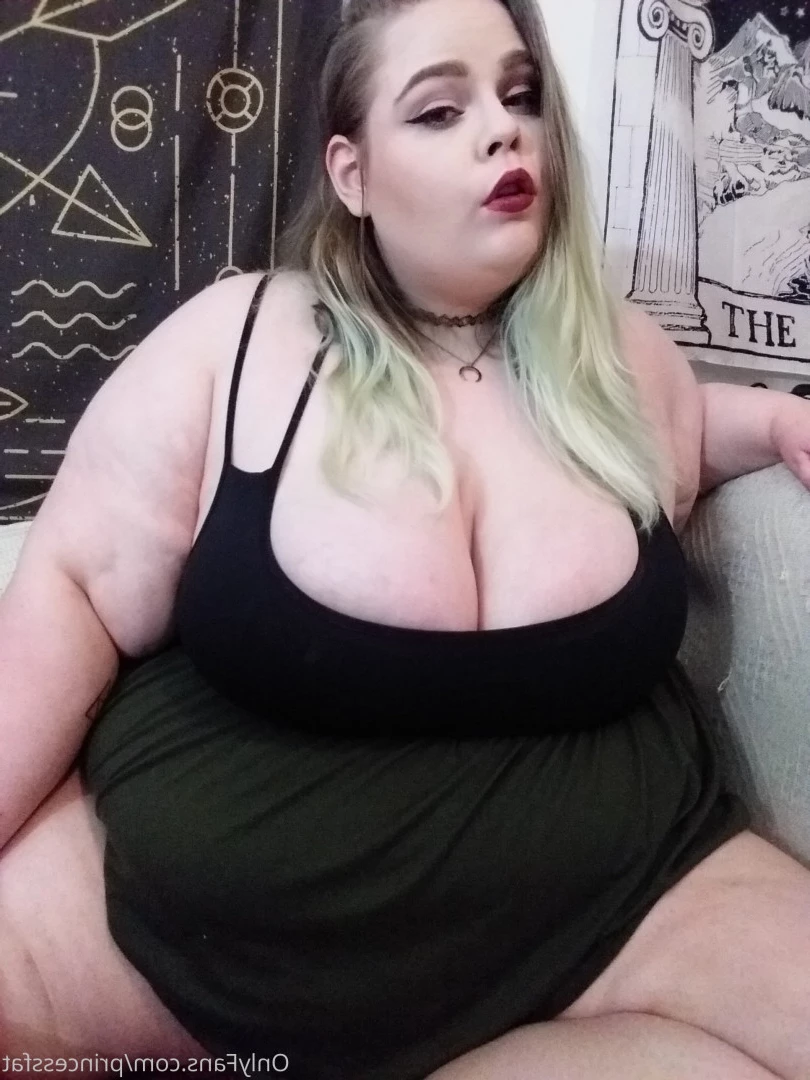 FatStonerChick(FREE) [ princessfat ] Onlyfans leaked photo 5759552 on Hotleaks.tv