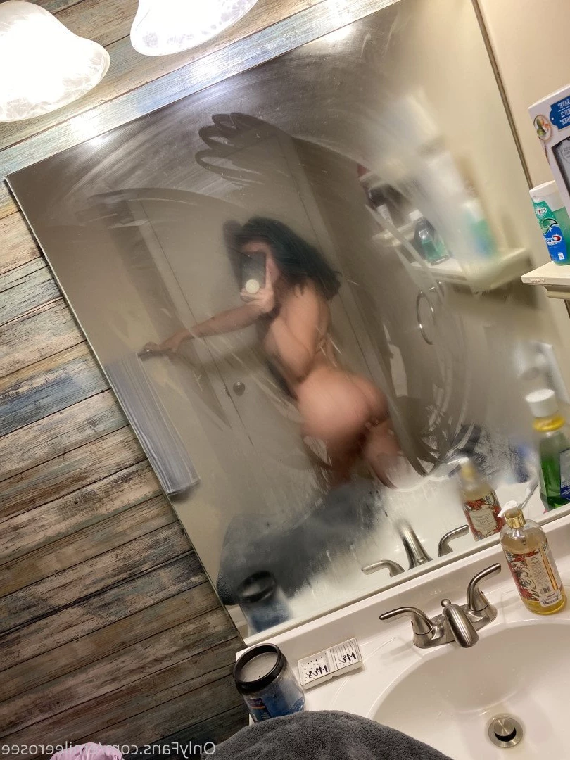  [ emileerosee ] Onlyfans leaked photo 4637413 on Hotleaks.tv