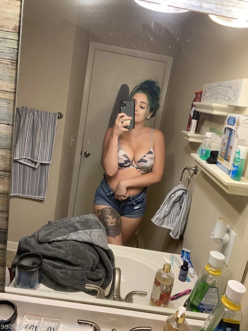  [ emileerosee ] Onlyfans leaked photo 4640938 on Hotleaks.tv
