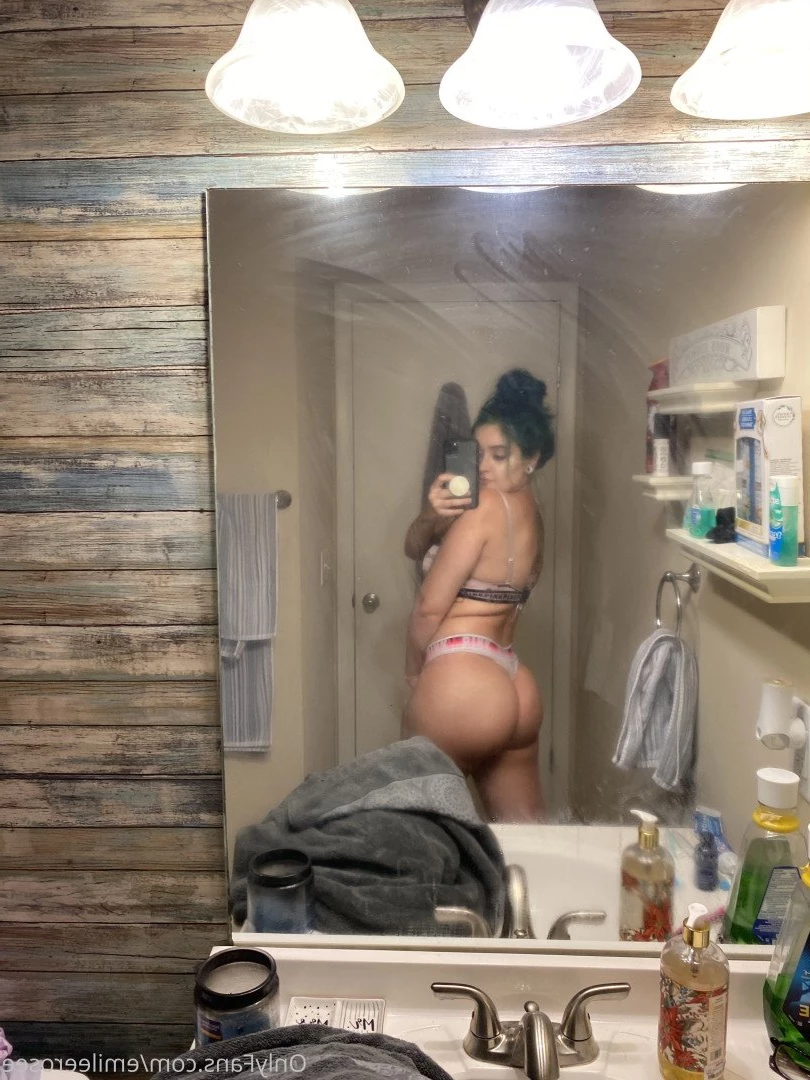 [ emileerosee ] Onlyfans leaked photo 4641927 on Hotleaks.tv