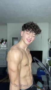 1382959