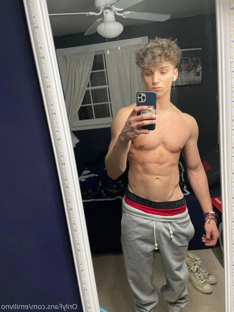 Emilio [ emilivno ] Onlyfans leaked photo 351832 on Hotleaks.tv