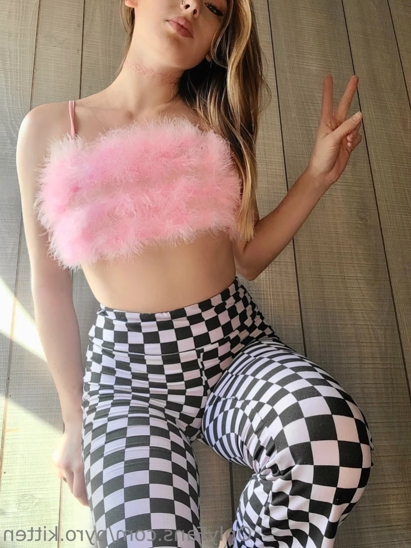 💖💥 Pyro Kitten 💥💖 [ pyro.kitten ] Onlyfans leaked photo 11492764 on Hotleaks.tv