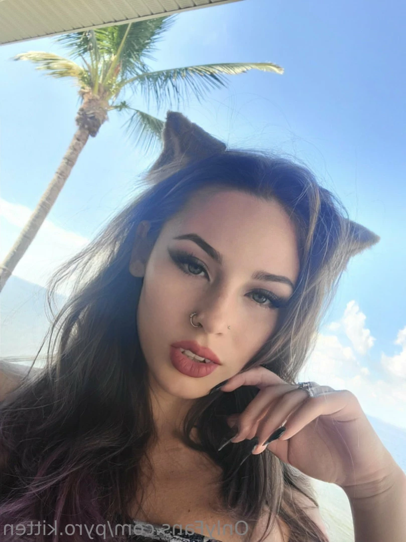 💖💥 Pyro Kitten 💥💖 [ pyro.kitten ] Onlyfans leaked photo 16514417 on Hotleaks.tv