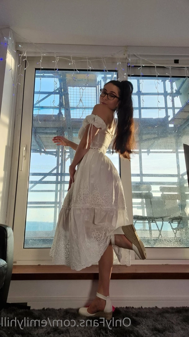 Emily Hill VIP [ emilyhill ] Onlyfans leaked photo 13997137 on Hotleaks.tv