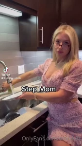 Emily K [ emilyk8z ] Onlyfans leaked video 9617010 on Hotleaks.tv