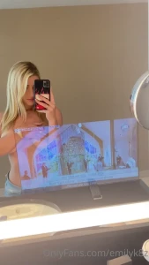 Emily K [ emilyk8z ] Onlyfans leaked video 9617012 on Hotleaks.tv