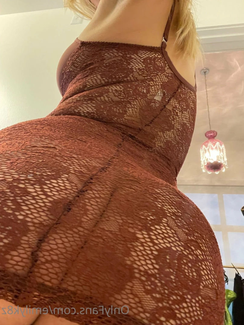 Emily K [ emilyk8z ] Onlyfans leaked photo 13839494 on Hotleaks.tv