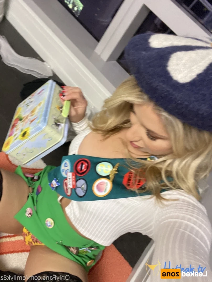 Emily K [ emilyk8z ] Onlyfans leaked photo 13842475 on Hotleaks.tv